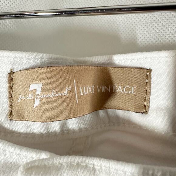 7 For All Mankind Exposed Button High Waist Crop
Straight Leg Jeans Size 31 - Picture 4 of 15